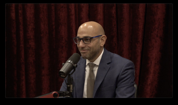 Civil rights attorney Aaron Siri speaks on The Joe Rogan Experience about vaccine litigation and government transparency.