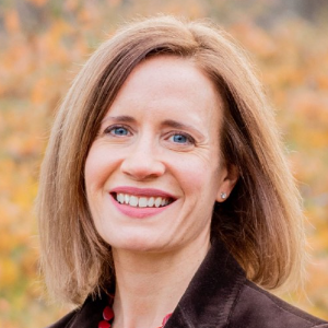Photo of Julia Wood