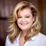 Photo of Barbara Quinn Smith