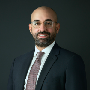 Photo of Eric T. Saar