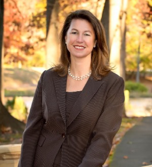 Photo of Maureen R. Knight