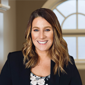 Photo of Lauren R. Minke