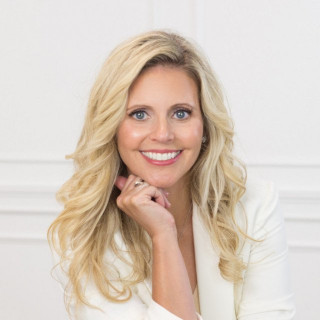 Photo of Amy C. Connolly