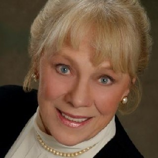 Photo of Aimee Hess