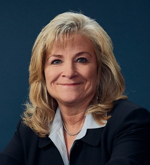 Photo of Lynn T. Manolopoulos