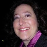 Photo of Amanda Lewis