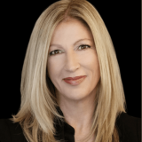Photo of Jennifer Ani