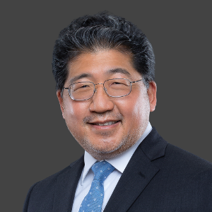 Photo of Geoffrey T. Mukae