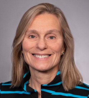 Photo of Lynne E. Graybeal