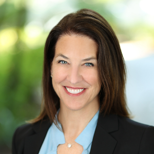 Photo of Jennifer Crum