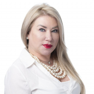 Photo of Karolina A. Dehnhard