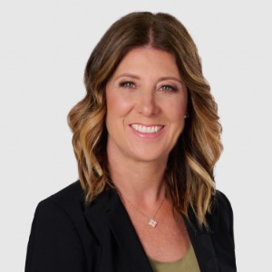 Photo of Alysse E. Hollis