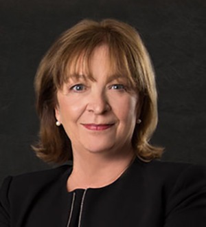 Photo of Elizabeth Robben Murray