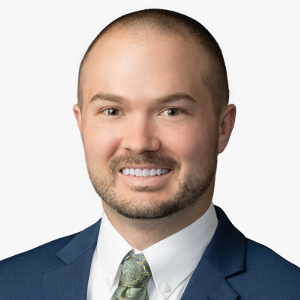 Photo of Eric D. Carstens